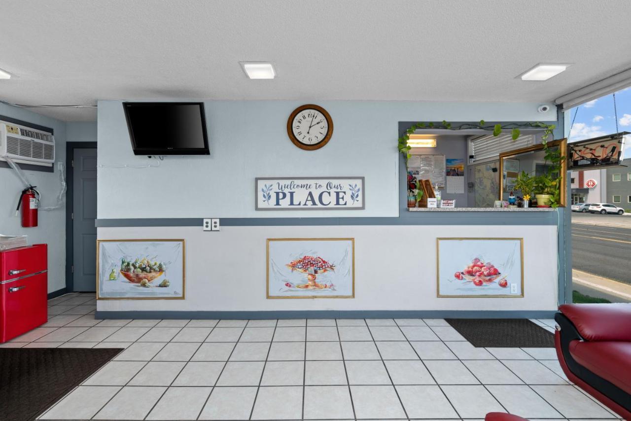 Holiday Lodge Wenatchee Buitenkant foto