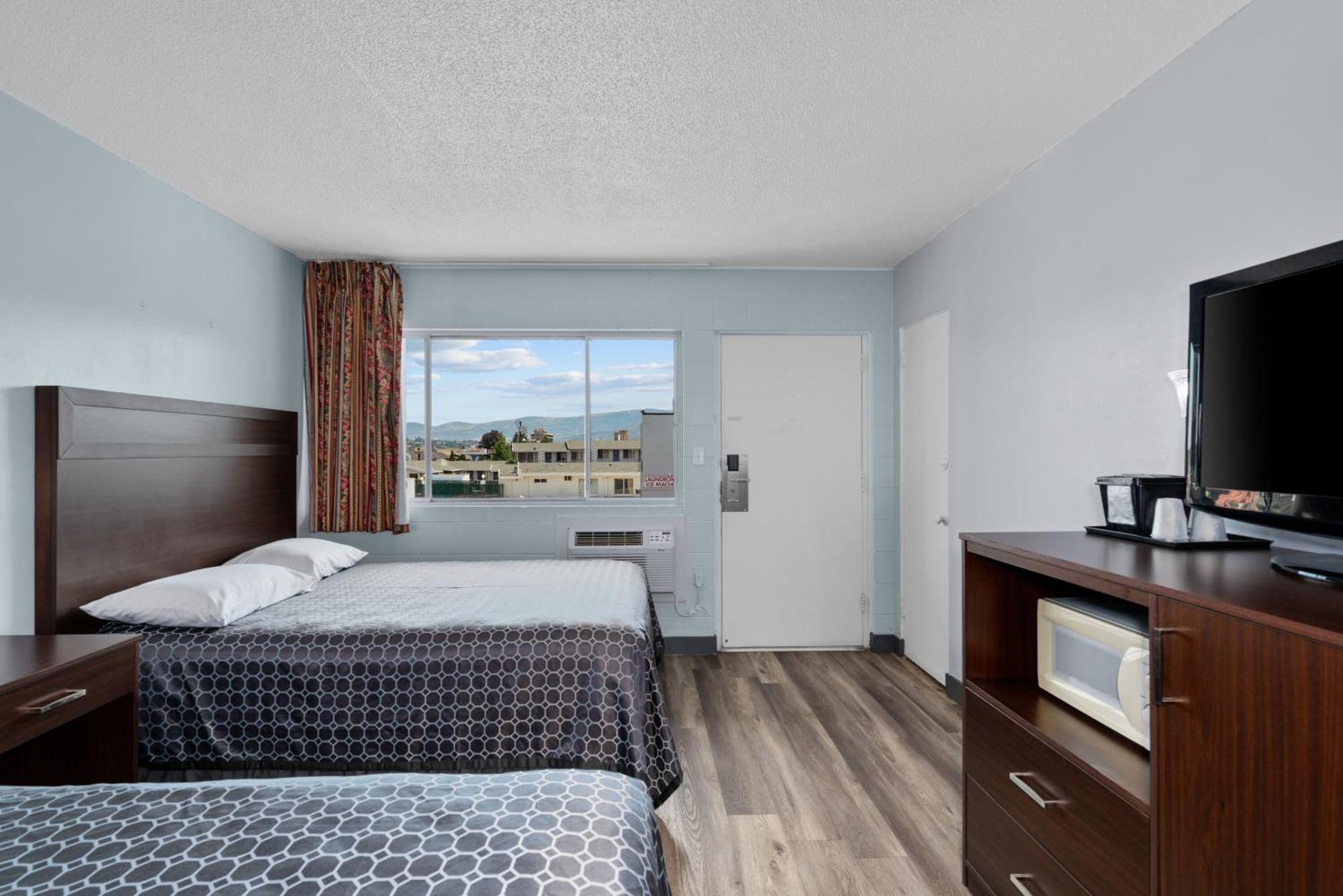 Holiday Lodge Wenatchee Buitenkant foto