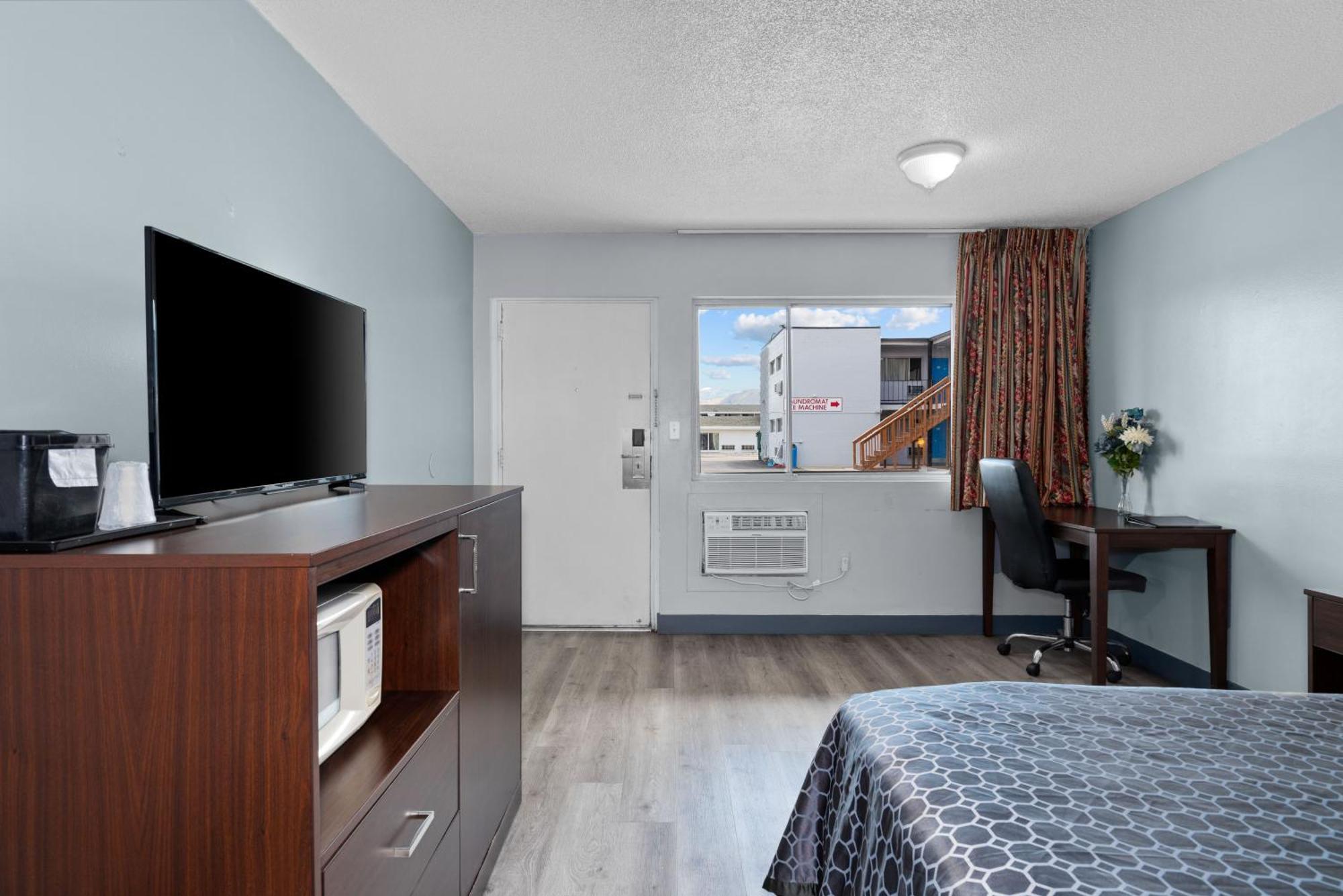 Holiday Lodge Wenatchee Buitenkant foto